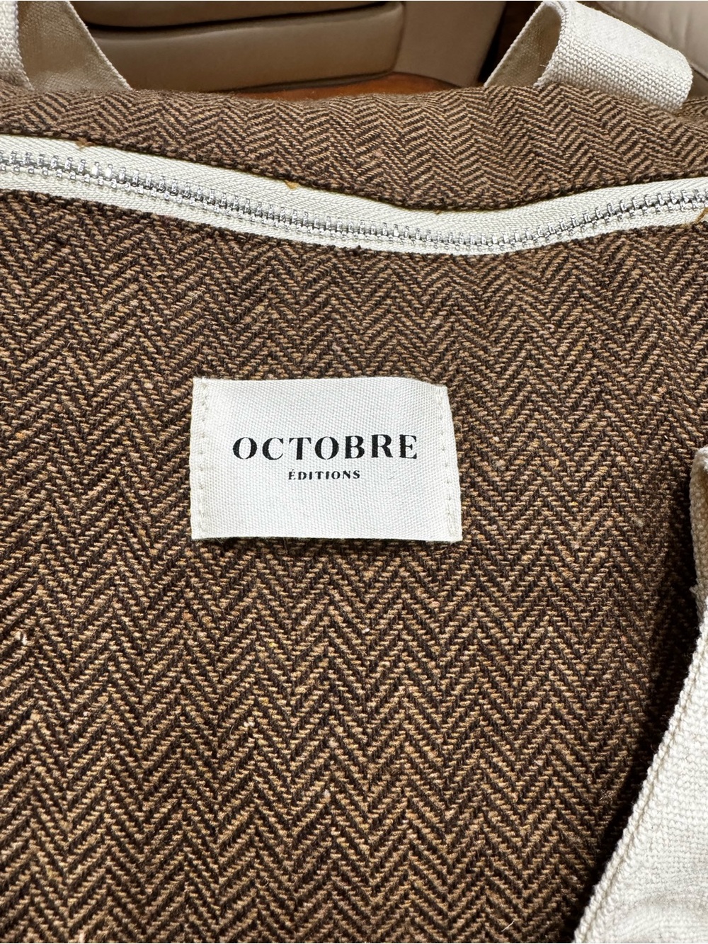 Octobre Éditions duffle bag - Sezane
